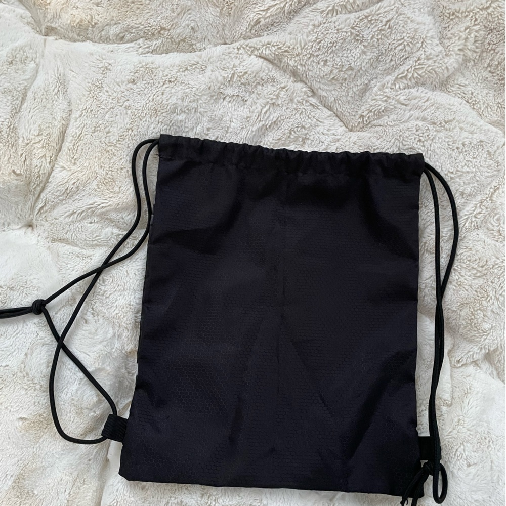 Haikyuu Manga Anime drawstring bag with lovely artwork perfect for school & work - Picture 2 of 4
